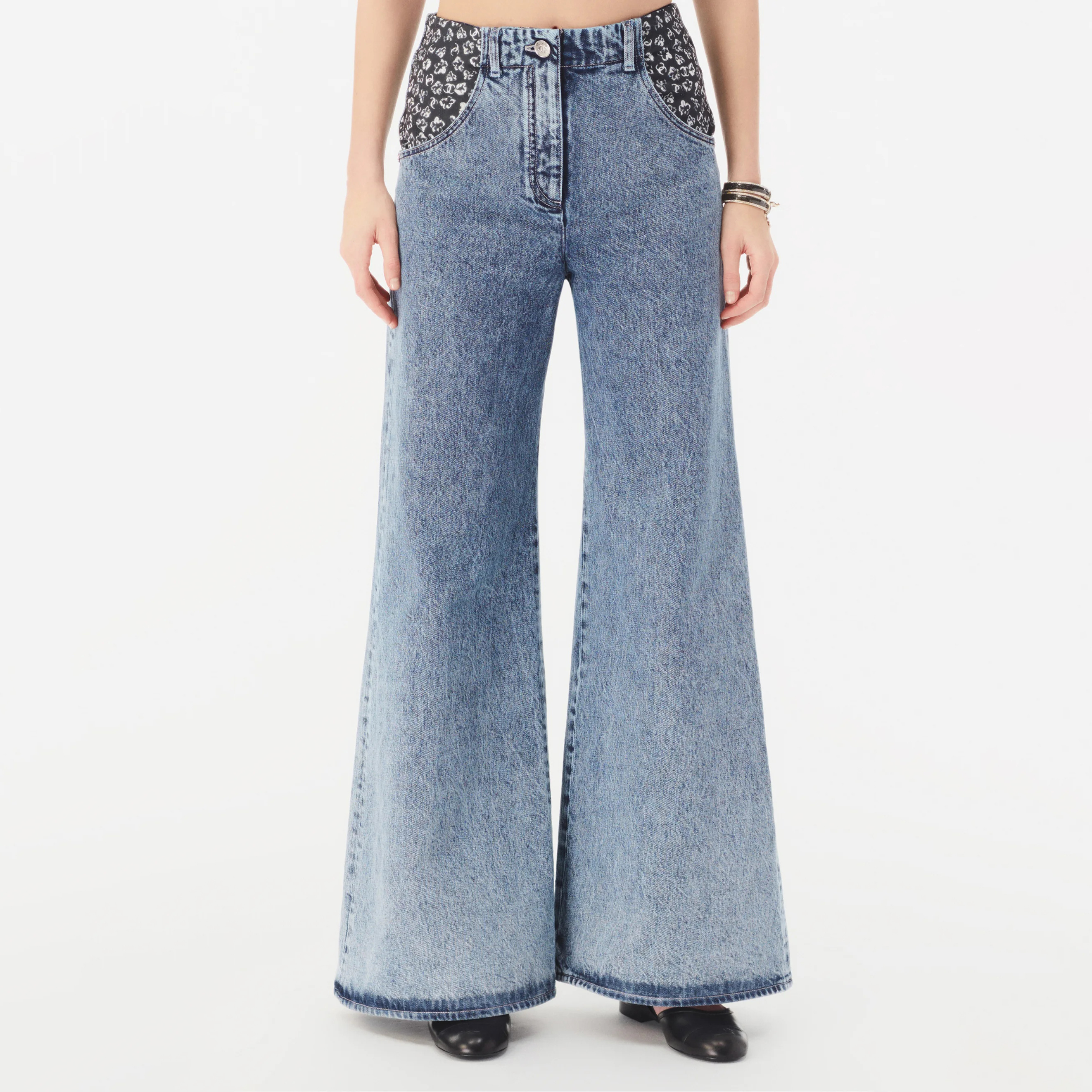 NIGO Chanel Women's Spring/Fall Fashion Classic Print Washed Zipper Button Camellia Denim Pants #nigo78886