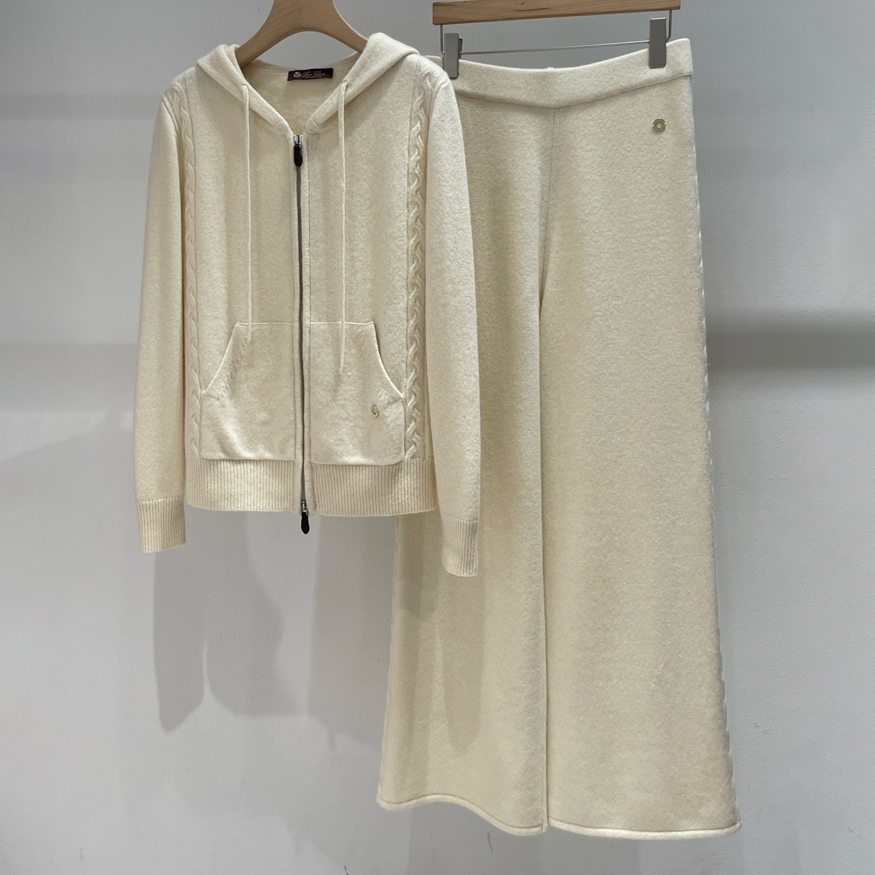 NIGO Loro Piana Women's Spring/Fall Vintage Cashmere Zipper Drawstring Solid-Color Knit Hooded Jacket & Casual Pants Suit Set Ngvp #nigo2511