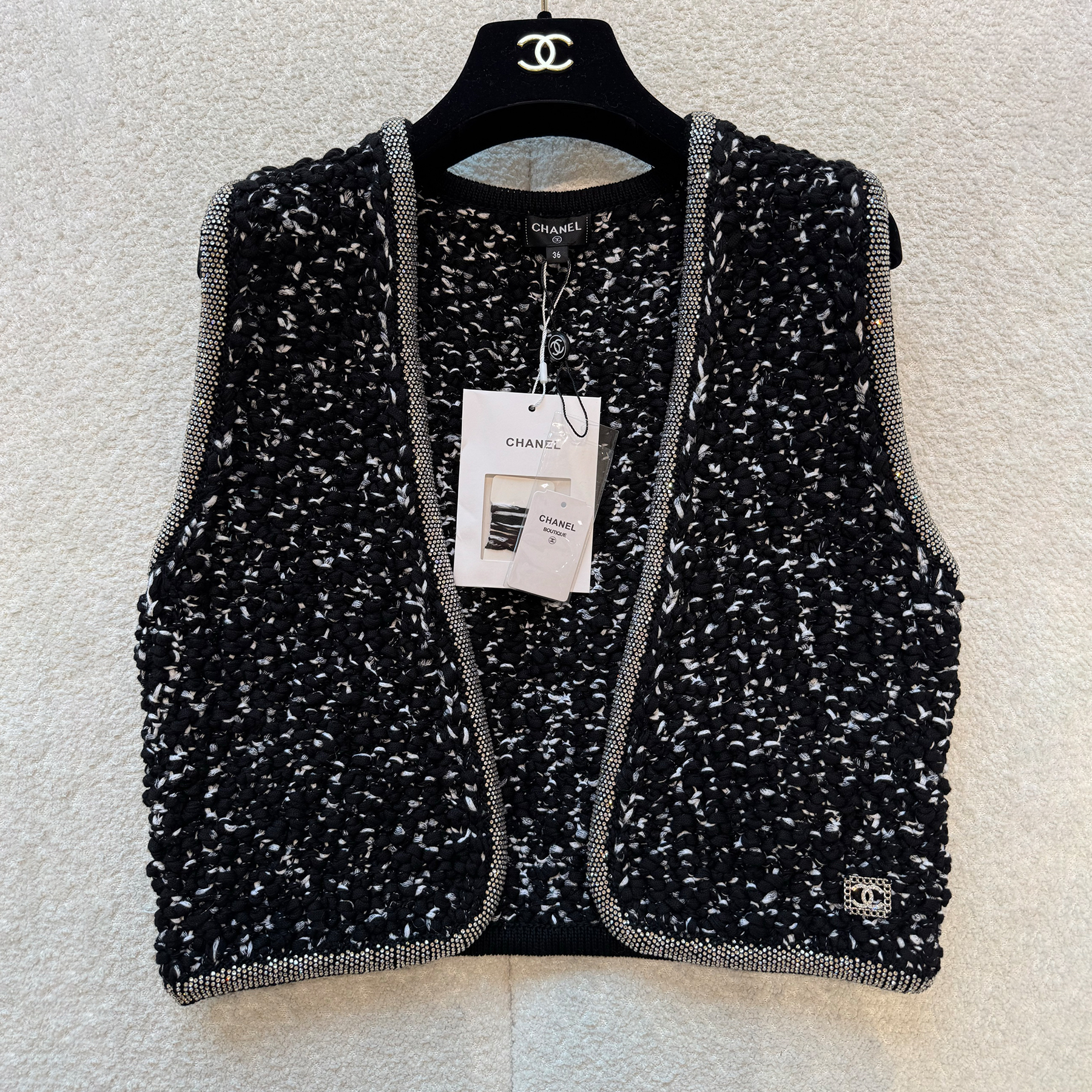 NIGO Chanel Women's Spring/Fall Knit Rhinestone-Embellished Solid-Color Cotton Sleeveless Cardigan Vest Ngvp #nigo2396
