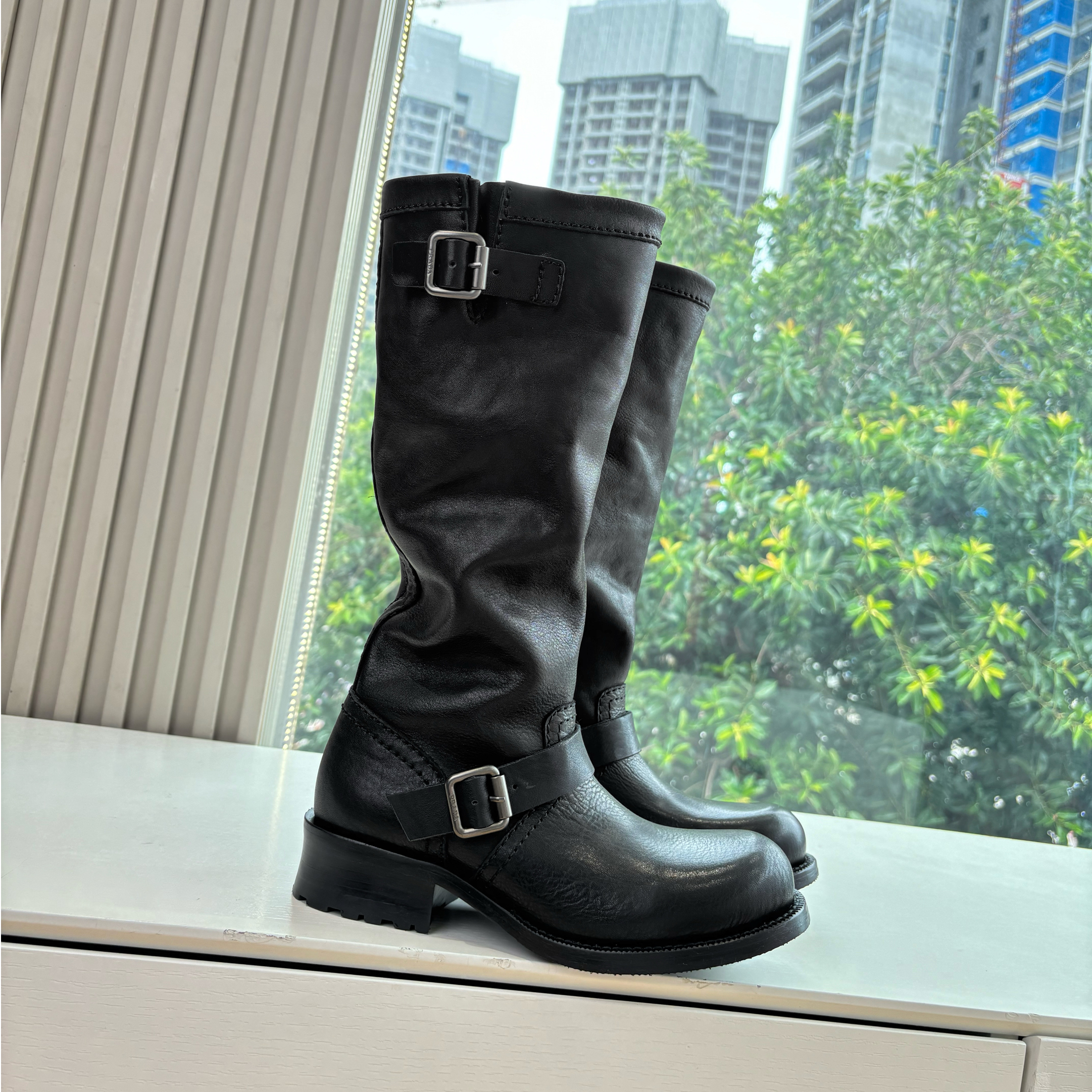 NIGO Prada Women's Fall/Winter Fashion Classic Solid Color Leather Round Toe Slip On Chelsea Boots with Creased Details Rider Boots Shoes #nigo78914