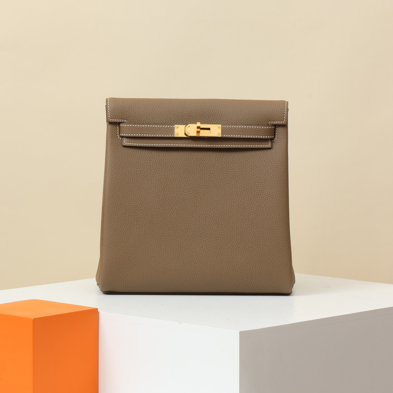 NIGO Hermes Women's Fashion Casual Solid-Color Leather Adjustable Strap Dual Purpose Backpack Shoulder Bag Crossbody Bag Bags KA220360 #nigo78968