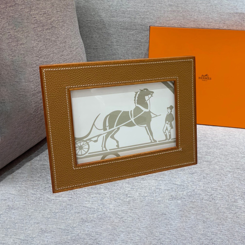 NIGO Hermes Klassische Mode Naturbelassenes Mahagoni-Massivholz Mit glattem Kalbslederrahmen Wohnaccessoire Other  Household items Accessories #nigo79119