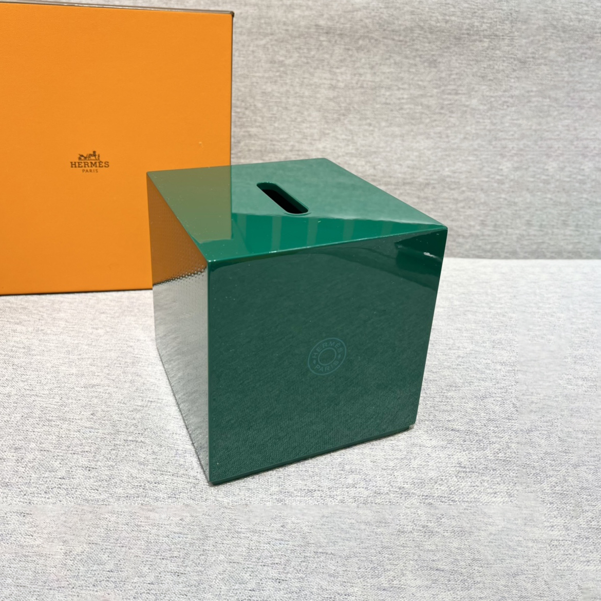 NIGO Hermes Classic Solid Color Lacquer Carved Wooden Square Tissue Box Home Decor  Household items Accessories  #nigo79121