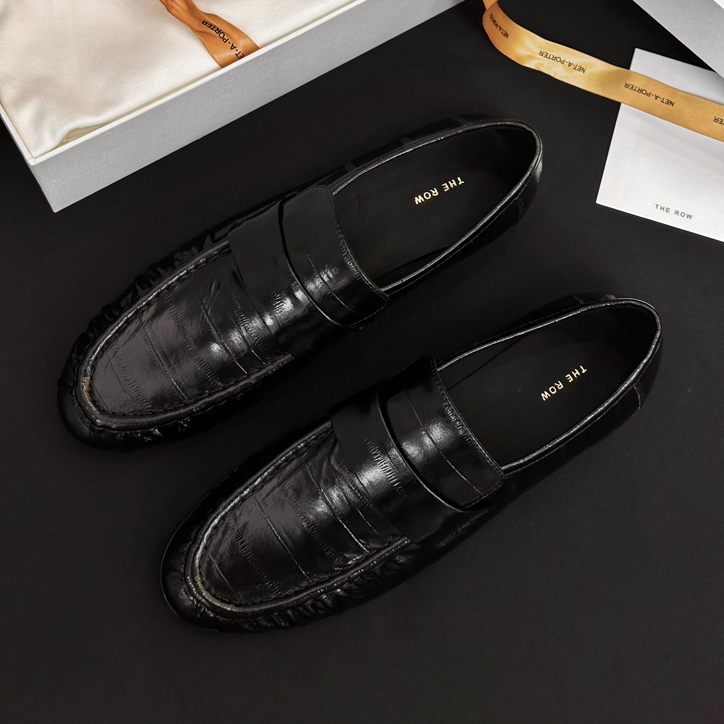 NIGO THE ROW Women's Fashion Classic Round Toe Slip On Loafers With Pleated Leather Embossing Pleated Texture Slip On Loafers Shoes #nigo79179