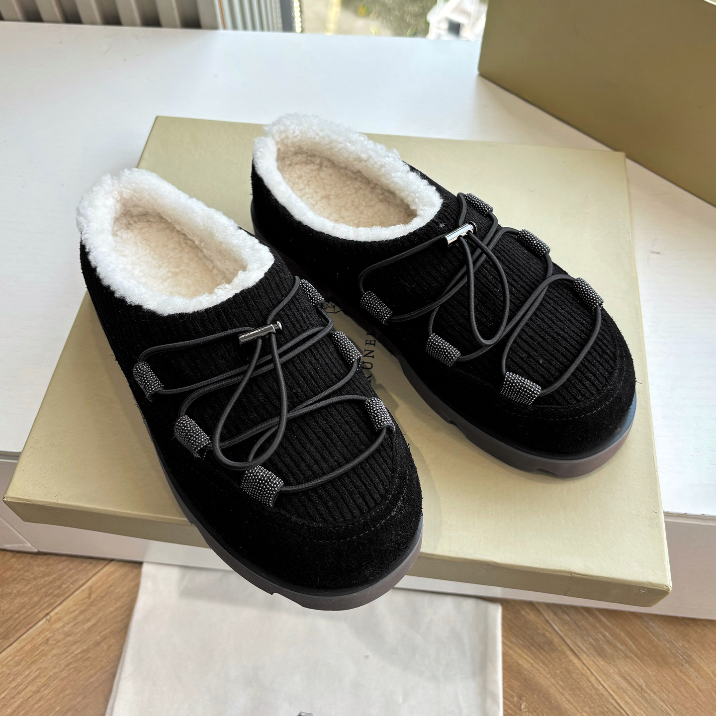 NIGO Brunello Cucinelli Women's Corduroy Round-Toe Snow Boots Fall/Winter Solid Color Flat-Heel Rubber Sole Sheared Sheep Suede Slippers Casual Short Boots Shoes #nigo81585