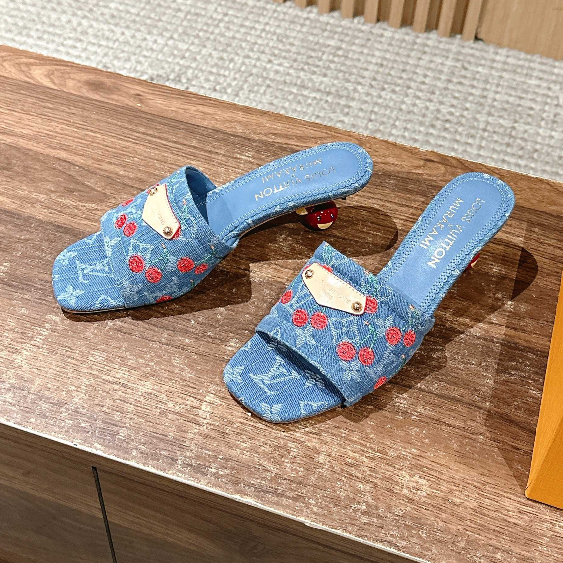NIGO Louis Vuitton  x TM Lily Series Summer Logo Embroidery Solid Color Cool Slippers With Exposed Toes And A Unique Heel Height Of 5.5cm Casual Shoes #nigo81735