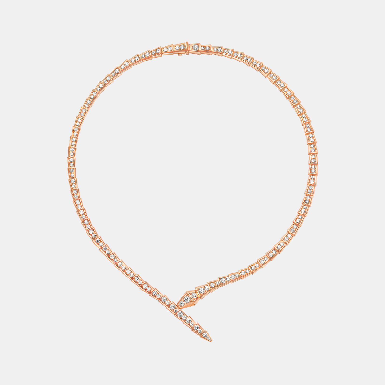 NIGO Bvlgari Serpenti Viper Women's Fashion Classic Full-Diamond Snake Necklace V-Gold Material Electroplated Platinum Necklace Jewelry Accessories #nigo79257