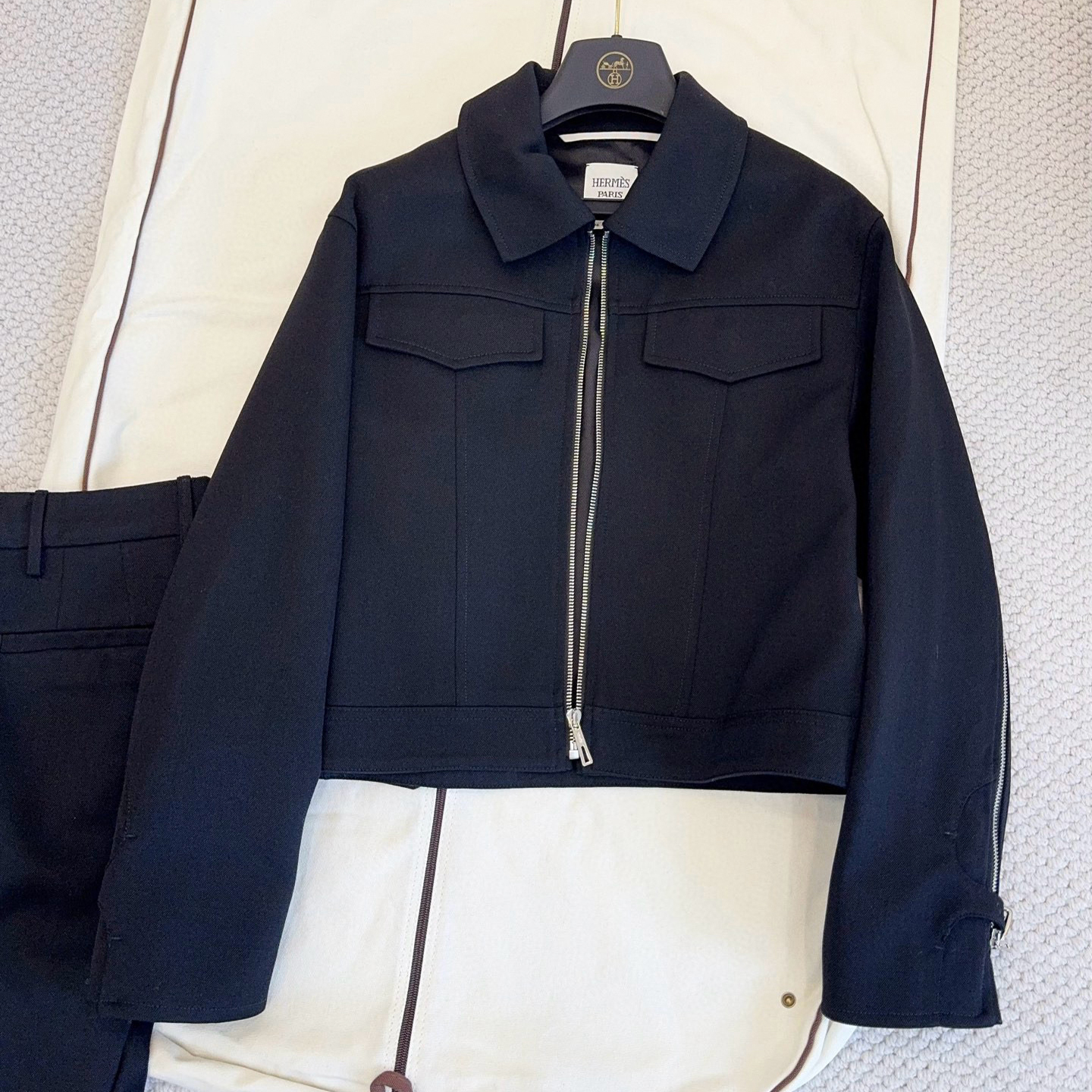 NIGO Hermes Women's Workwear-Style Fall/Winter Lapel Zipper Denim Short Jacket with Casual Solid-Color Mid-Length Pants Ngvp #nigo2587