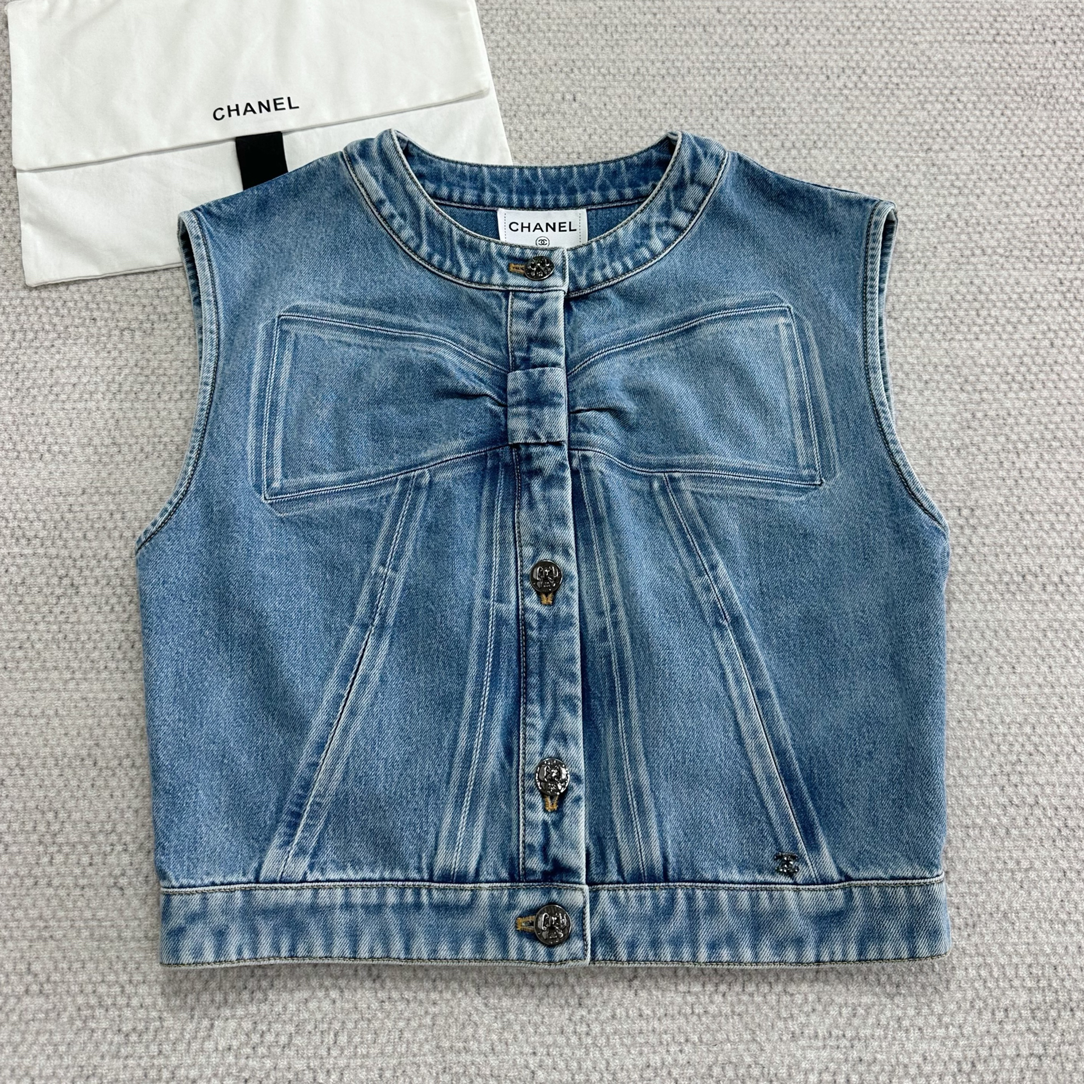 NIGO Chanel Women's Spring/Fall Casual Solid-Color Cotton Crew Neck Bow-Detail Denim Sleeveless Vest Ngvp #nigo2591