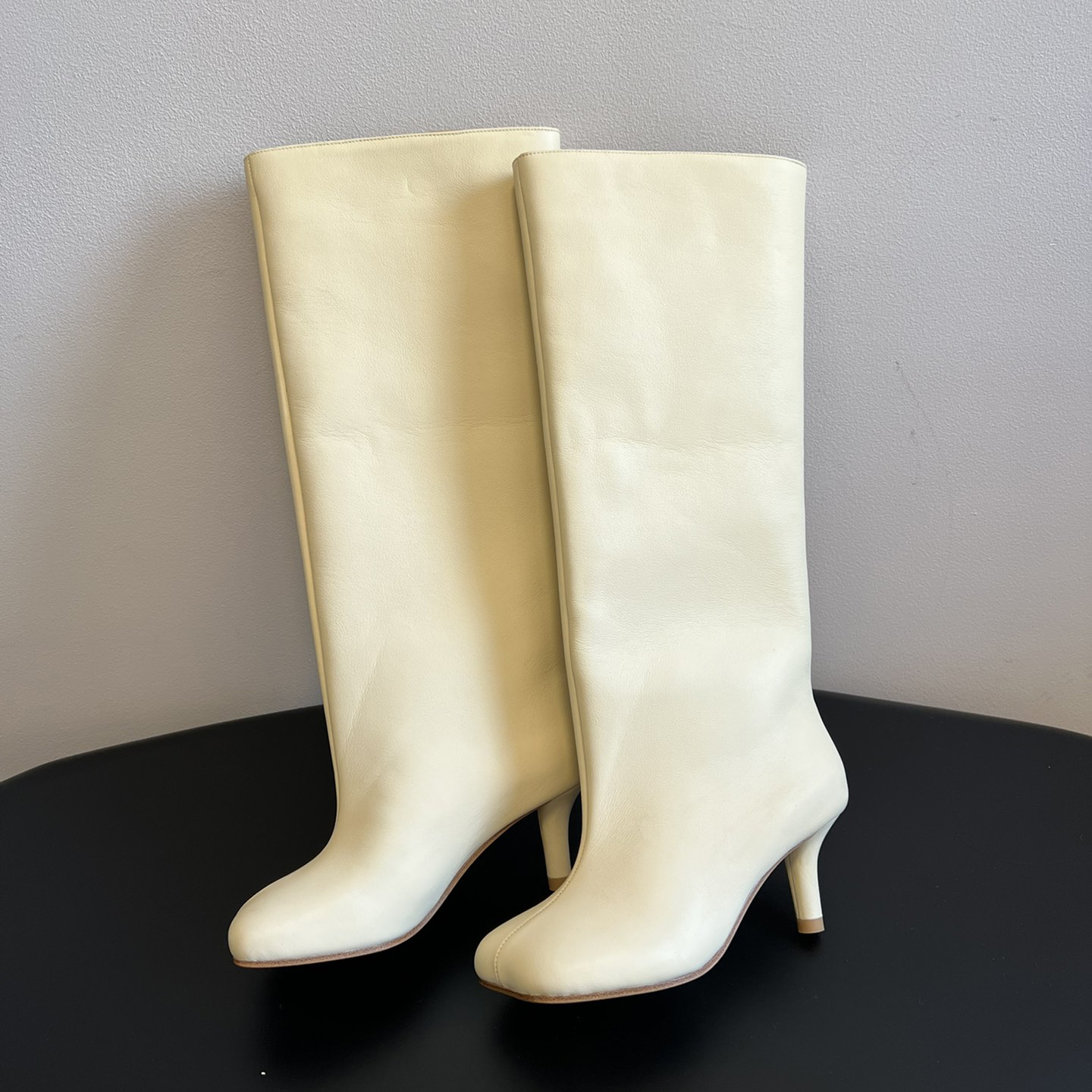 NIGO Maison Margiela Women's Fall/Winter Fashion Classic Leather Square-Toe Sleeve Heeled Long Leather Horseshoe Boots High Boots Shoes#nigo79315