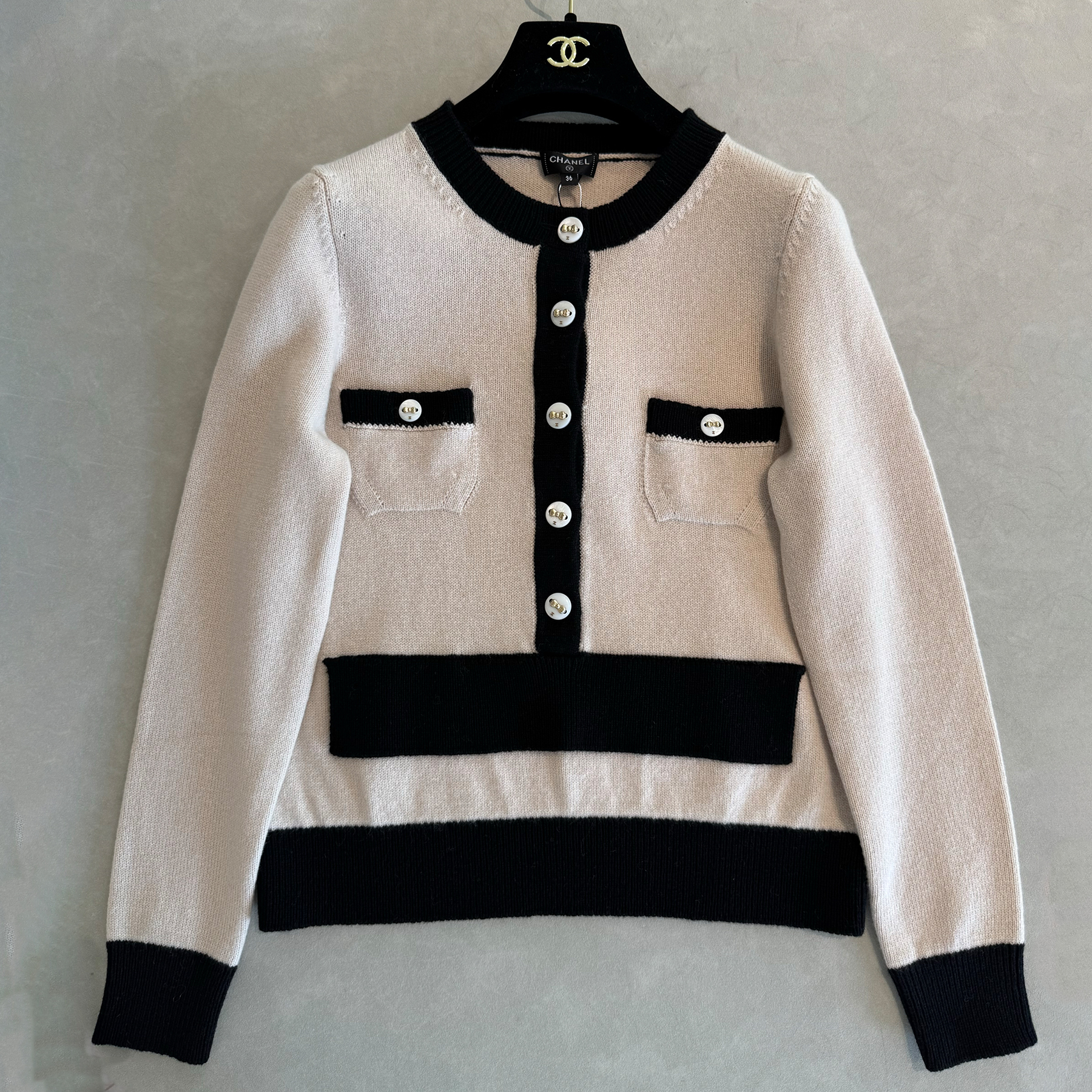 NIGO Chanel Women's Autumn And Winter Black And White Classic Color Clash Knitted Cardigan Elegant And Exquisite Pullover Sweater Ngvp #nigo2638
