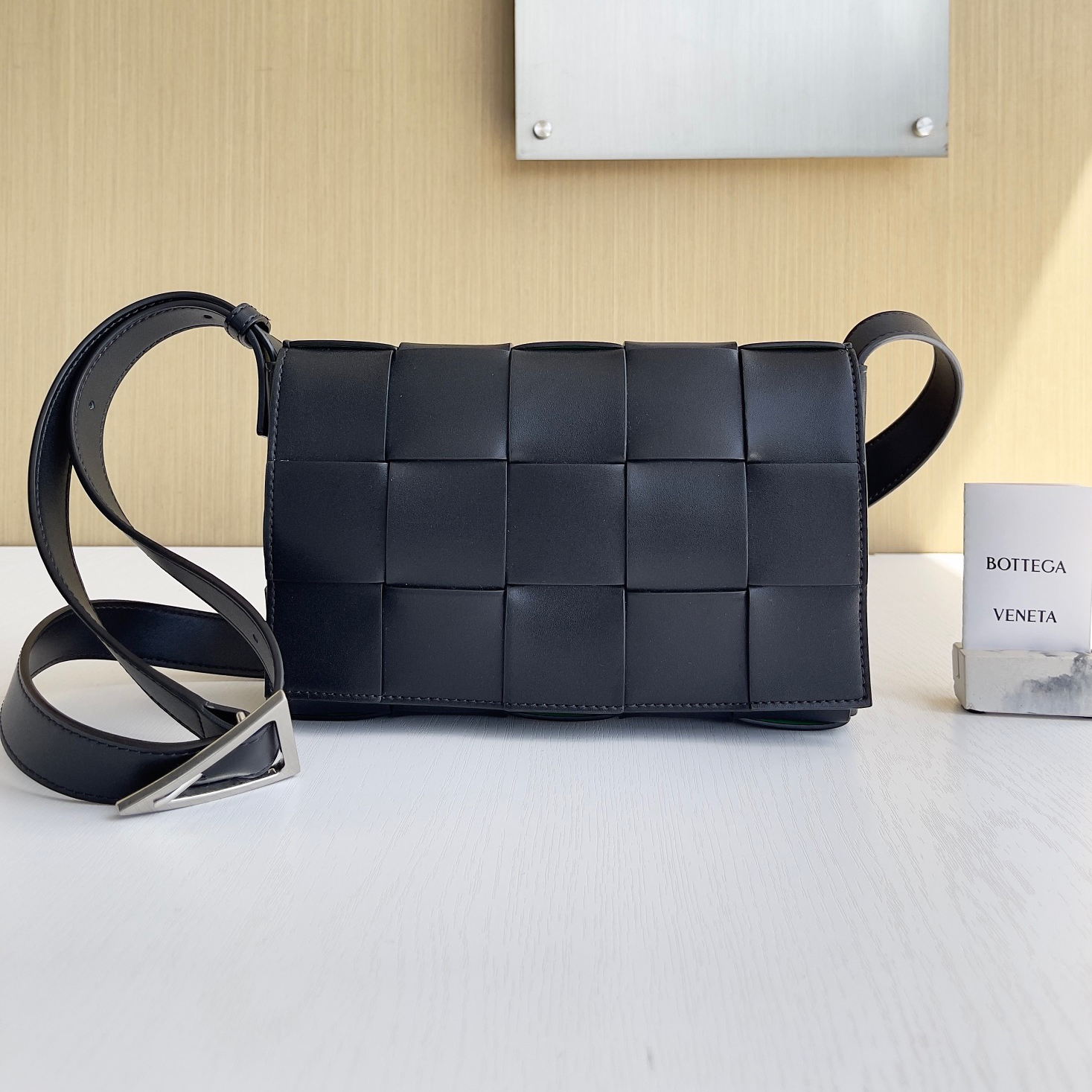 NIGO Bottega Veneta Women's Fashion Classic Two Tone Design Grained Leather Shoulder Bag Crossbody Bag Bags #nigo79397