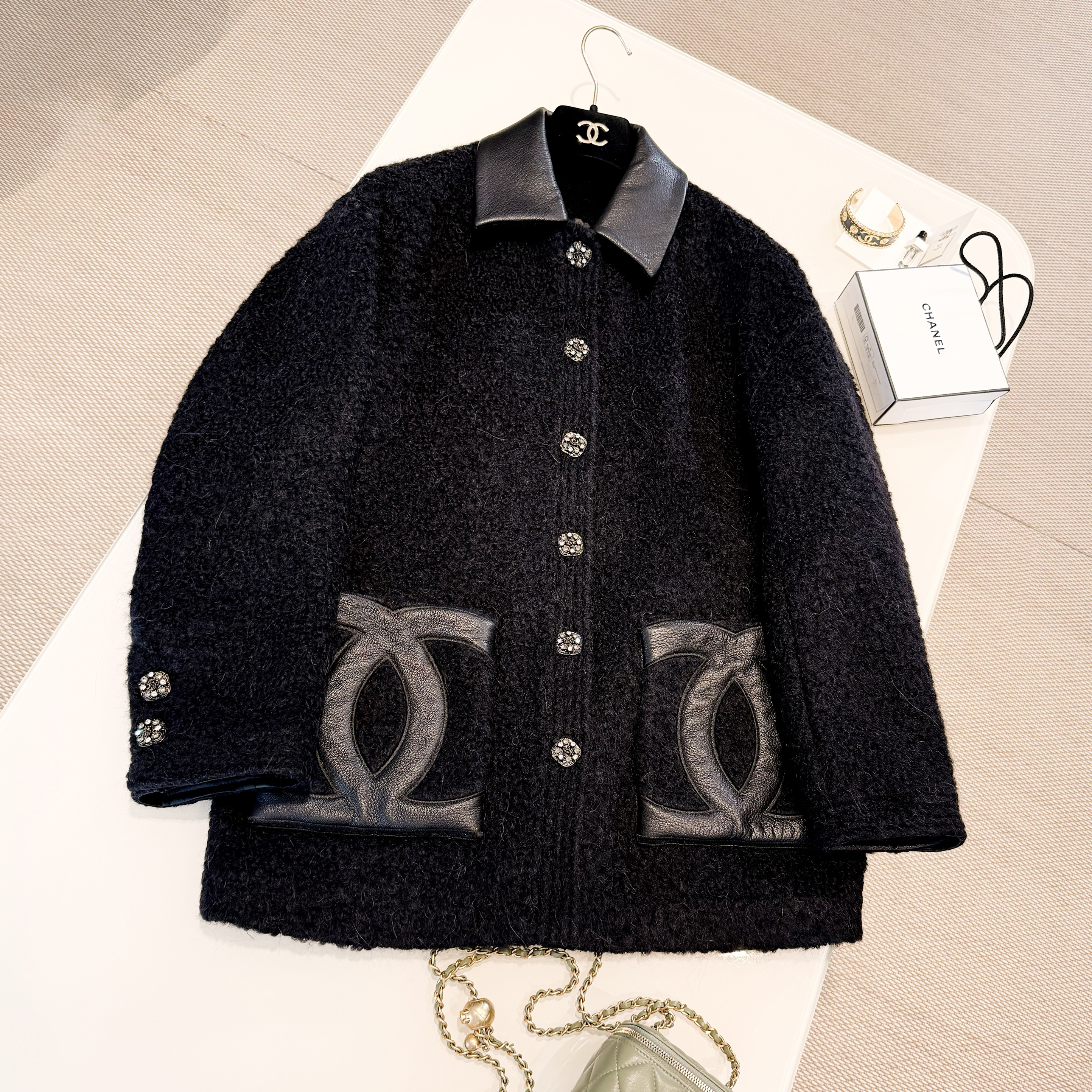 NIGO Chanel Women's Fall/Winter Fashion Classic Vintage Style Single Breasted Double C Wool Tweed Oversized Lapel Jacket #nigo79455