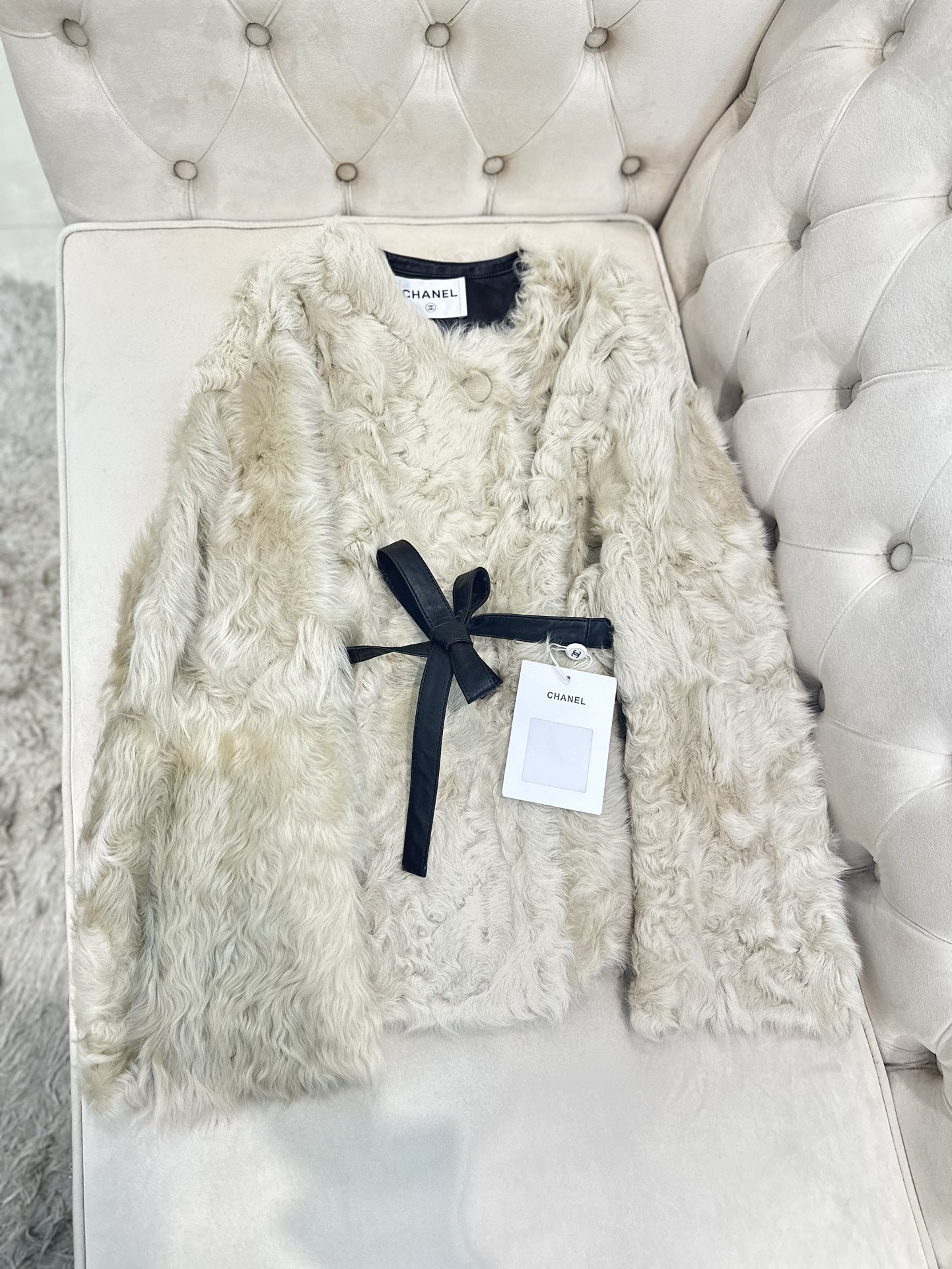 NIGO Chanel Soft Gold Little Lake Sheep Reversible Fur Coat Casual Loose Minimalist Jacket Belted Fleece Jacket #nigo332354
