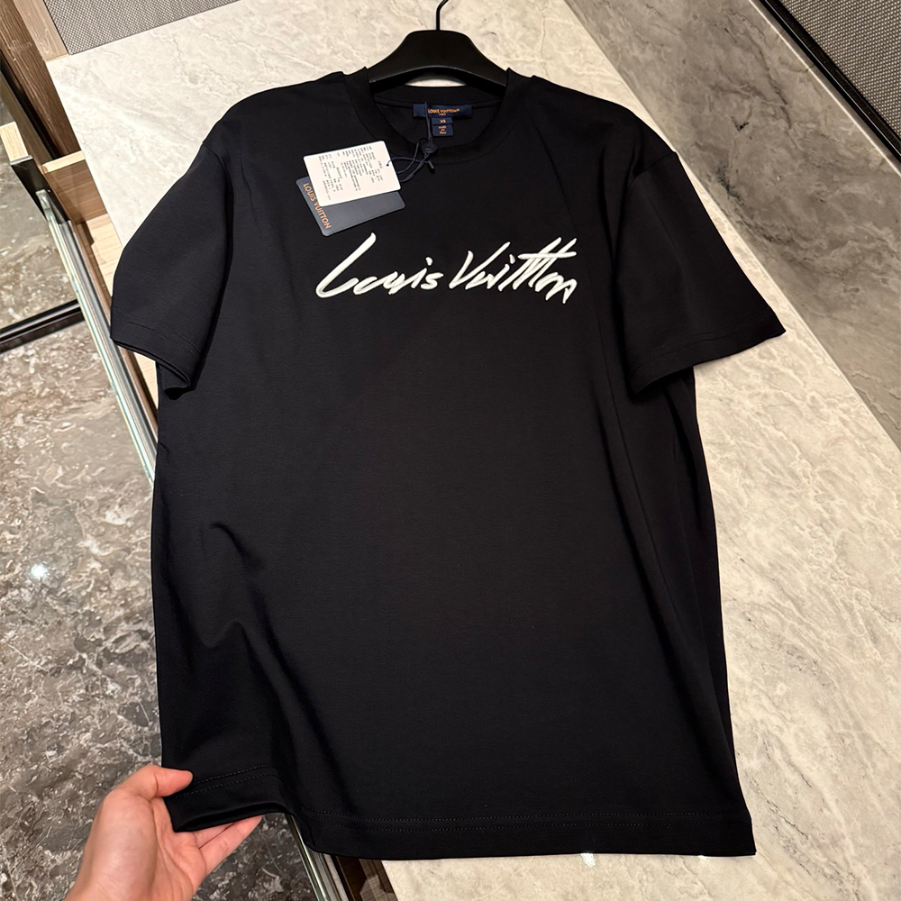 NIGO LOUIS VUITTON Women's and Men's Handwritten Logo T-shirt Simple Basic Style Embroidered letters ##nigo332341