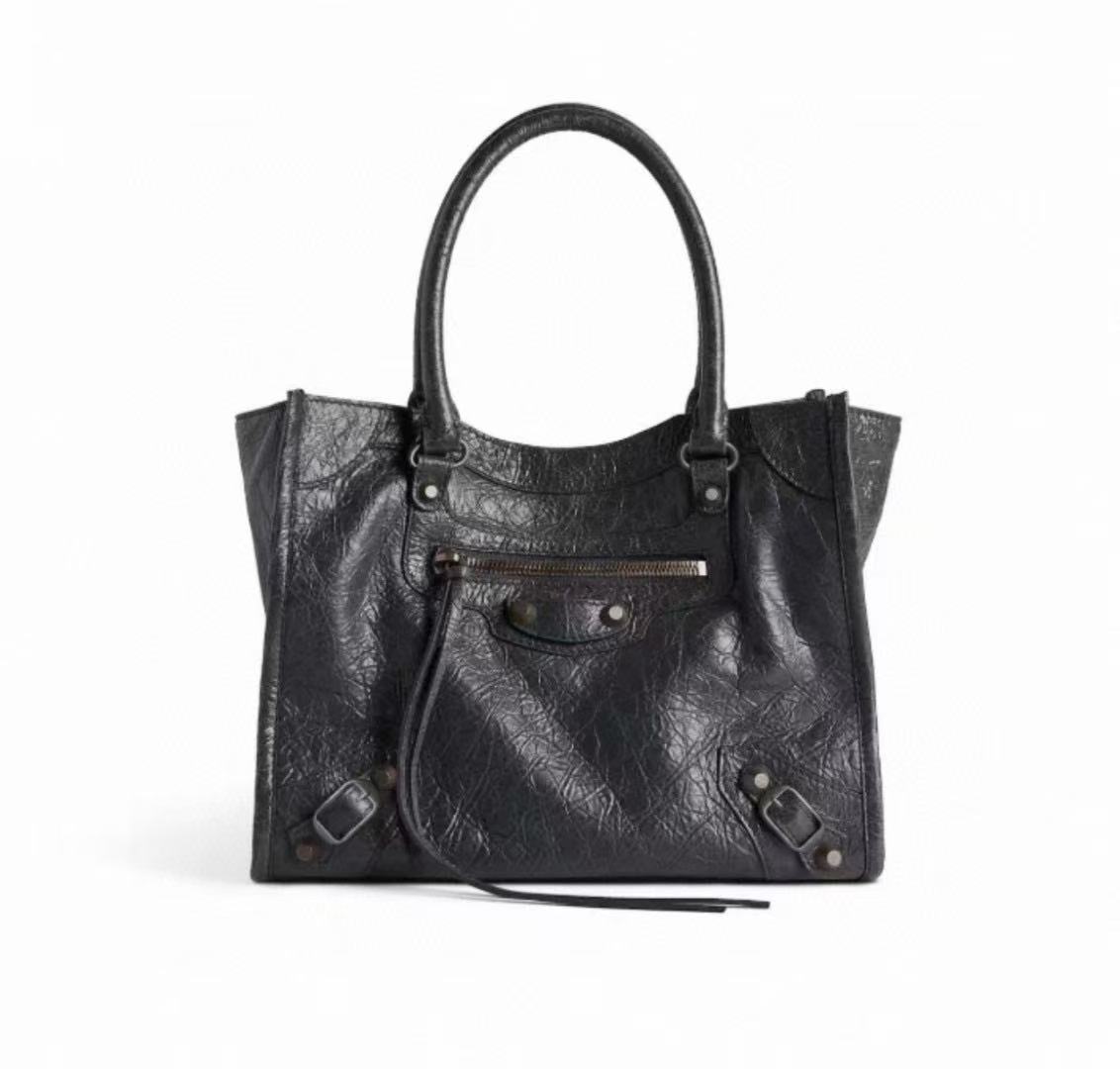 NIGO Balenciaga Le City Vertical Tote Bag Motorcycle Bag Cracked Old Retro Rivet Tassel Zipper Commuting Casual Bag #nigo332658