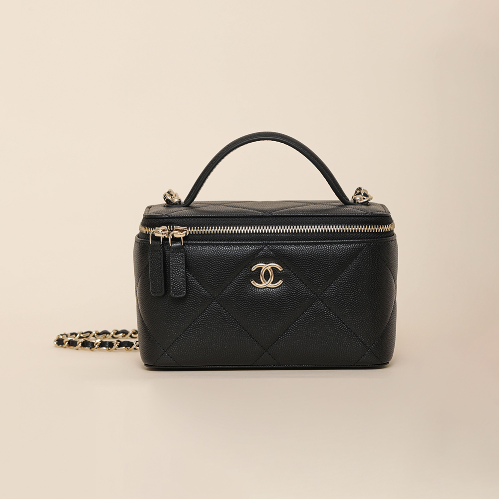 NIGO Chanel Long Vanity With Chain Grained Shiny Calfskin Gold Tone Metal Black #nigo332777