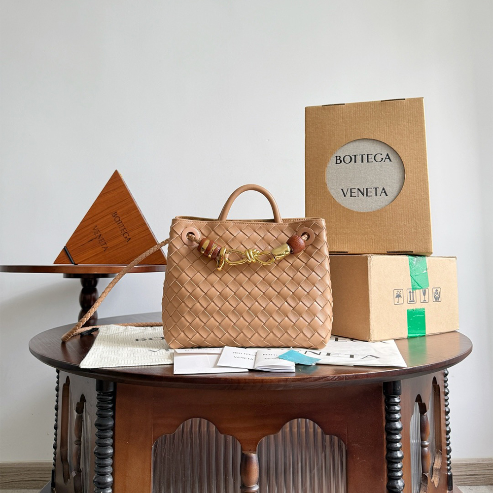 NIGO Bottega Veneta Andiamo Woven Design Leather Single Room Tote Women's Brown #nigo332699