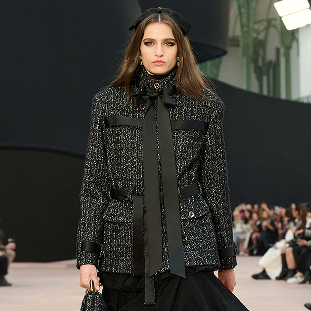 NIGO Chanel 25FW Women's Tunic Jacket Cashmere Tweed Thick Flower Stand Collar Mid Length Style #nigo332919