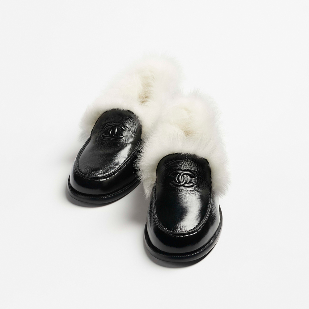 NIGO Chanel Women's Flat Loafers Suede Glossy Pleated Lambskin And Double-Sided Shearling Lambskin #nigo333067