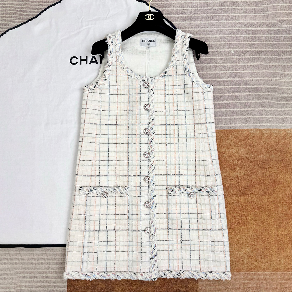 NIGO Chanel 25SS White Plaid Tweed Vest Dress #nigo333127