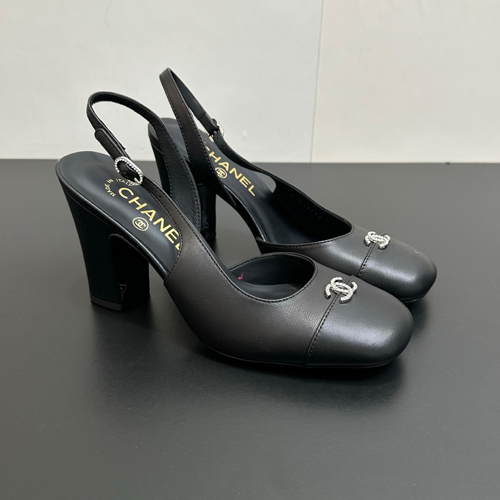 NIGO Chanel 9cm Heel Height Double C Thick Heel Back Hollow Color Block Stitching High Heel Sandals #nigo333233