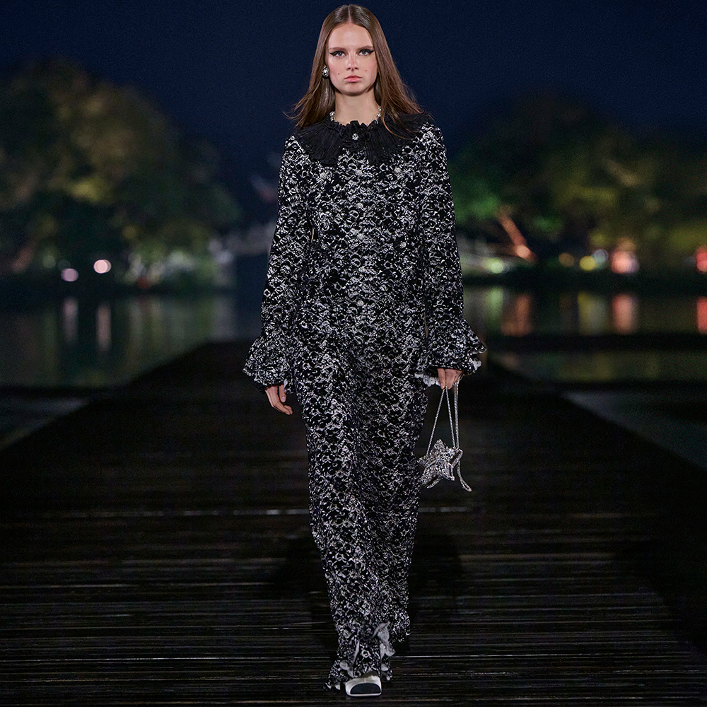 NIGO Chanel 25A Women's Advanced Handicraft Series Lace and Velvet Spliced ​​Cropped Jacket #nigo333009