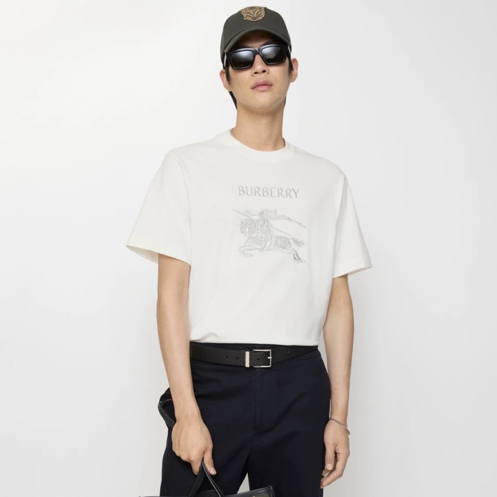 NIGO Burberry 26SS Men's and Women's Solid Color T-shirt With Embroidered Logo and Word Art Graffiti #nigo333415