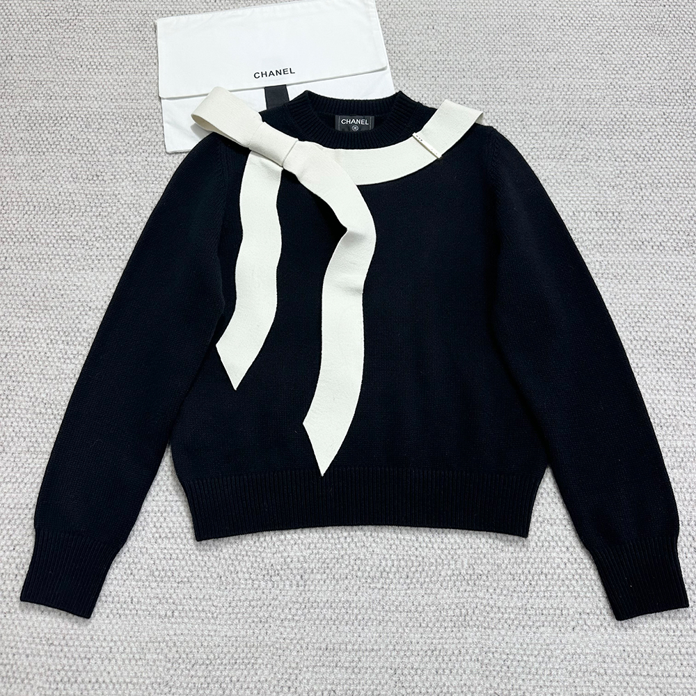 NIGO Chanel Sweater Cashmere Black and Cream #nigo333640