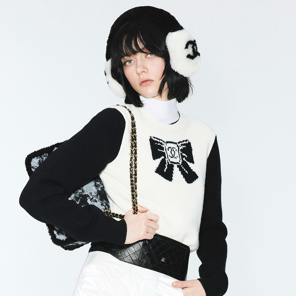 NIGO Chanel Pullover Wool Cashmere Ecru Black #nigo334393