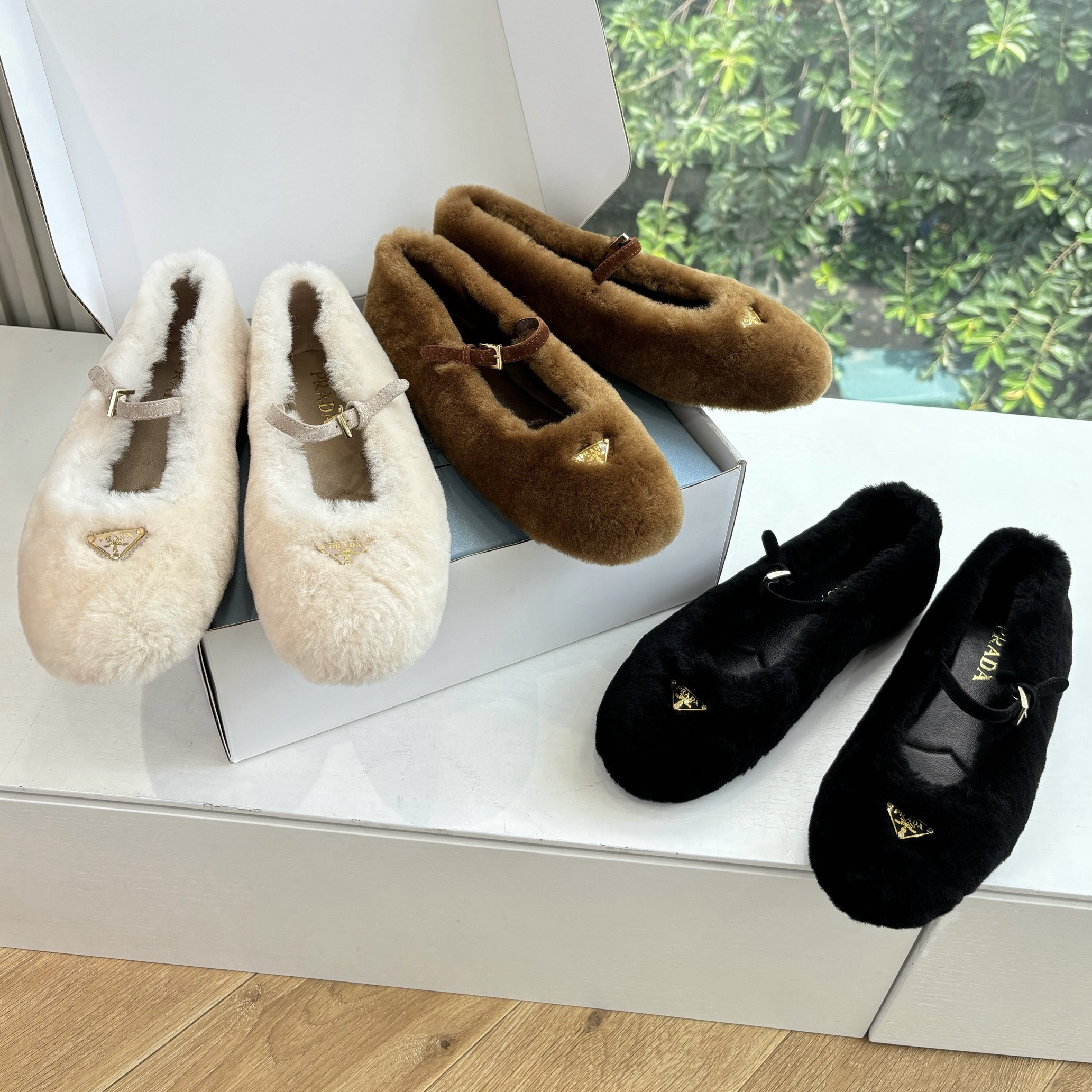 NIGO Prada Women's Plush Mary Jane Loafers #nigo334919