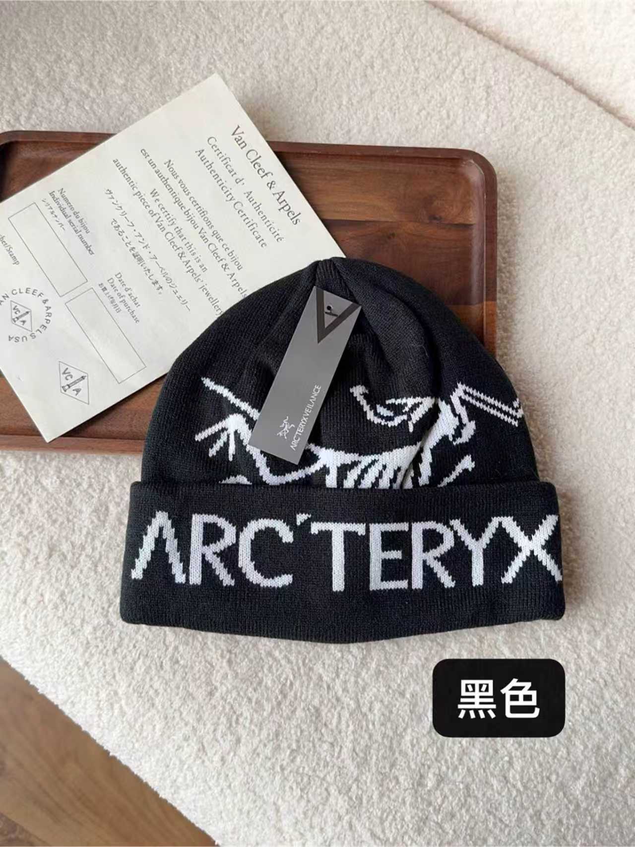 Hats Discounted items