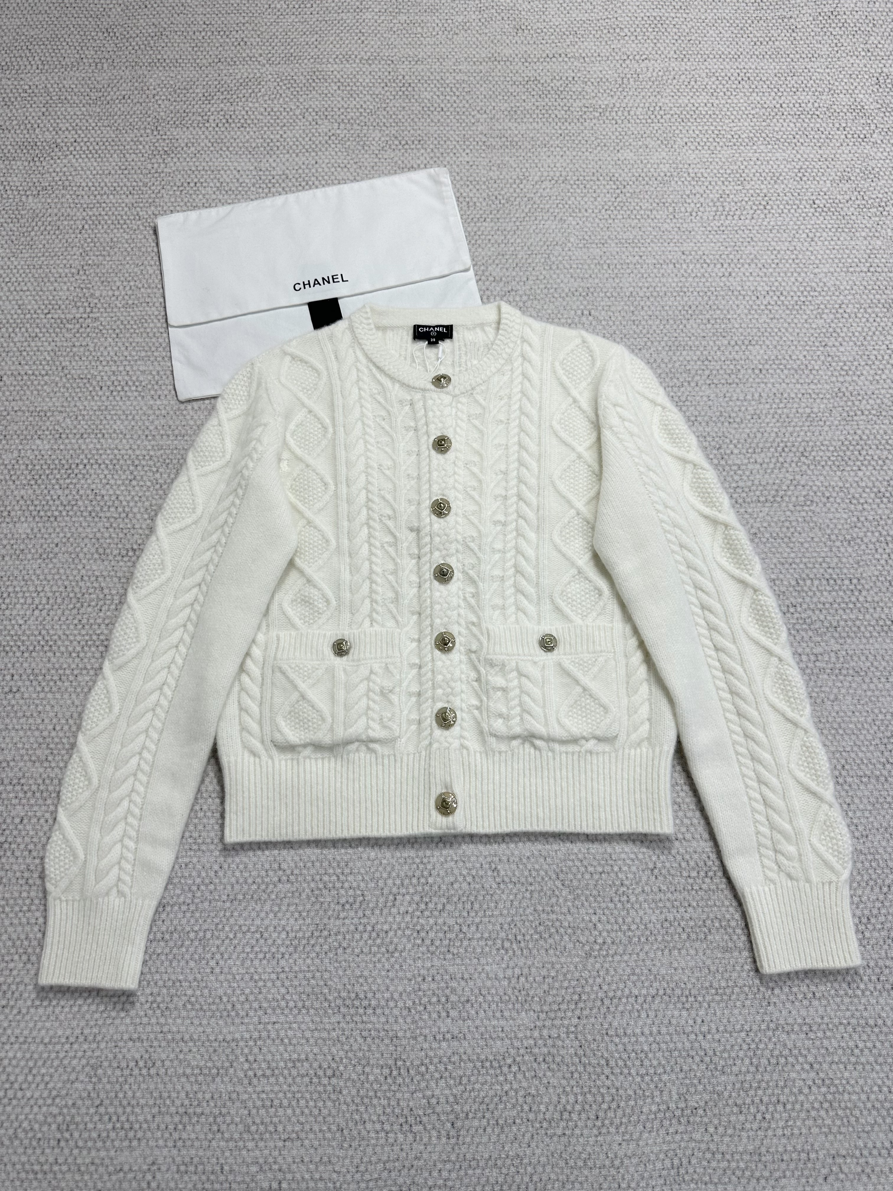 NIGO Chanel Cardigan Cashmere Silk White #nigo375696 - 2
