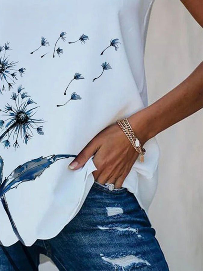 Sleek Wavy Sleeveless Top