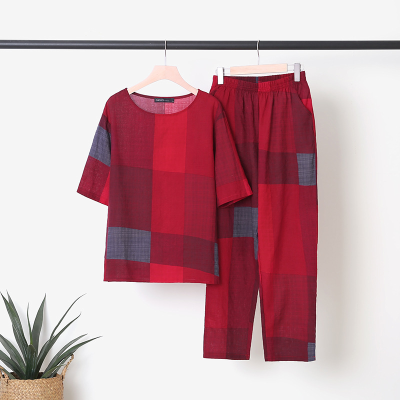 Leisure Women's Suit