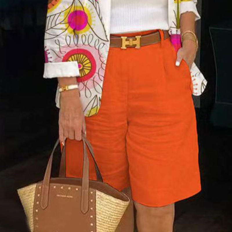 Small jacket top + five-piece pants two-piece suit