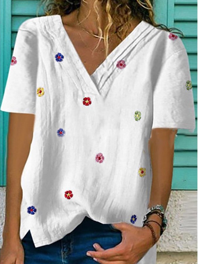 Women's Embroidery Fashion V-neck Short Sleeve T-shirt