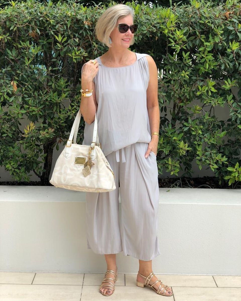 Fluffy round Neck Women Two-Piece Set