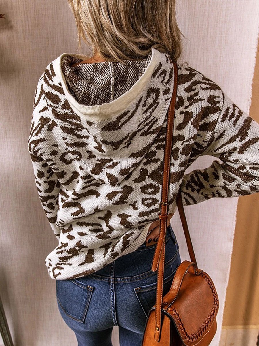 Leopard print drawstring hooded knitted sweater