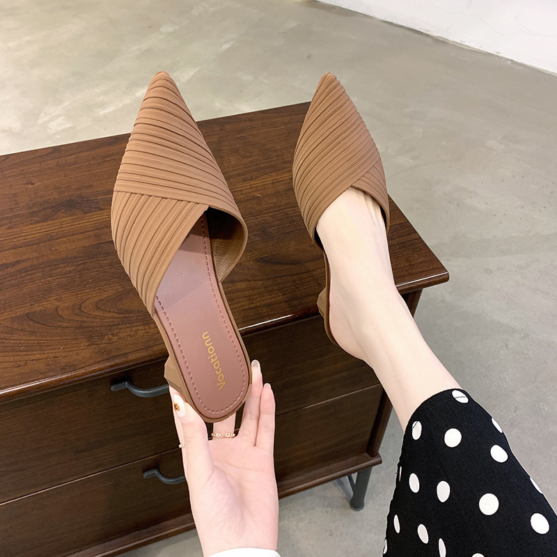Pointed Toe Toe Cap Slippers
