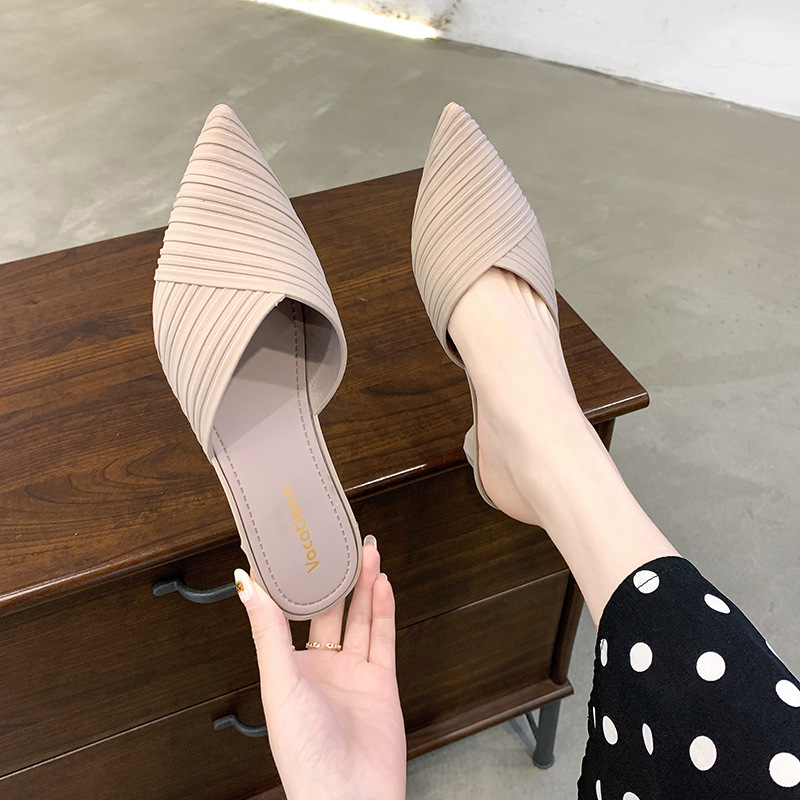 Pointed Toe Toe Cap Slippers