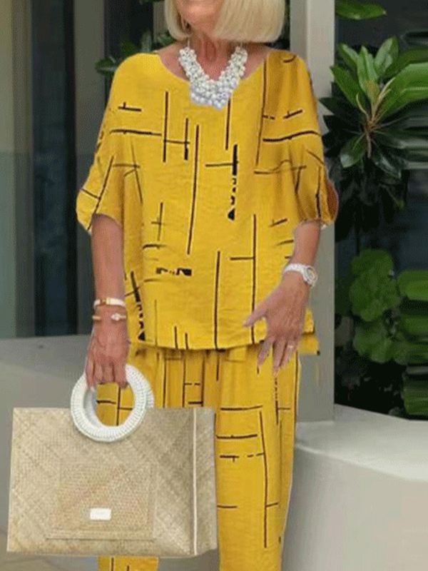 Round neck 5 / 4 sleeve top slacks 2-piece set