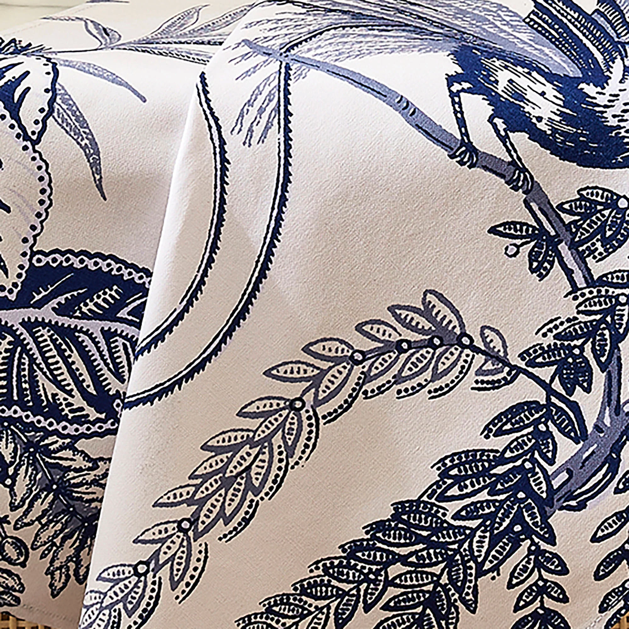 Willow Toile Cotton Tea Towel in Blue