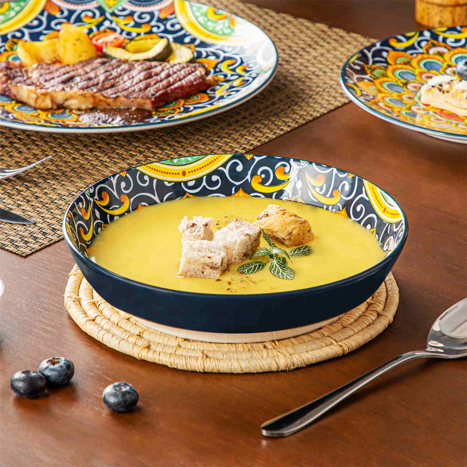 Simi 24 Piece Dinnerware Set