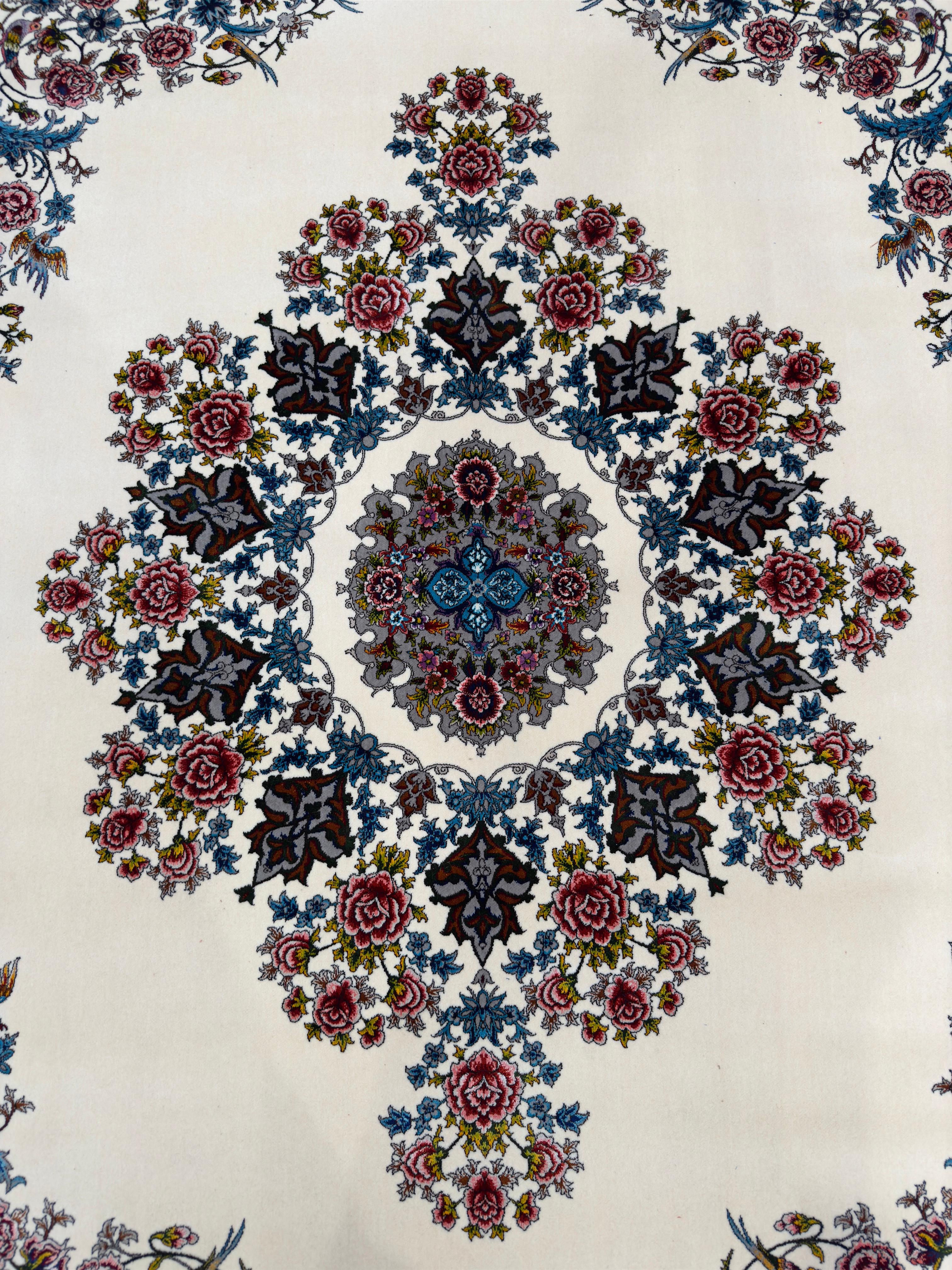 Fine Wool & Silk Persian Rug