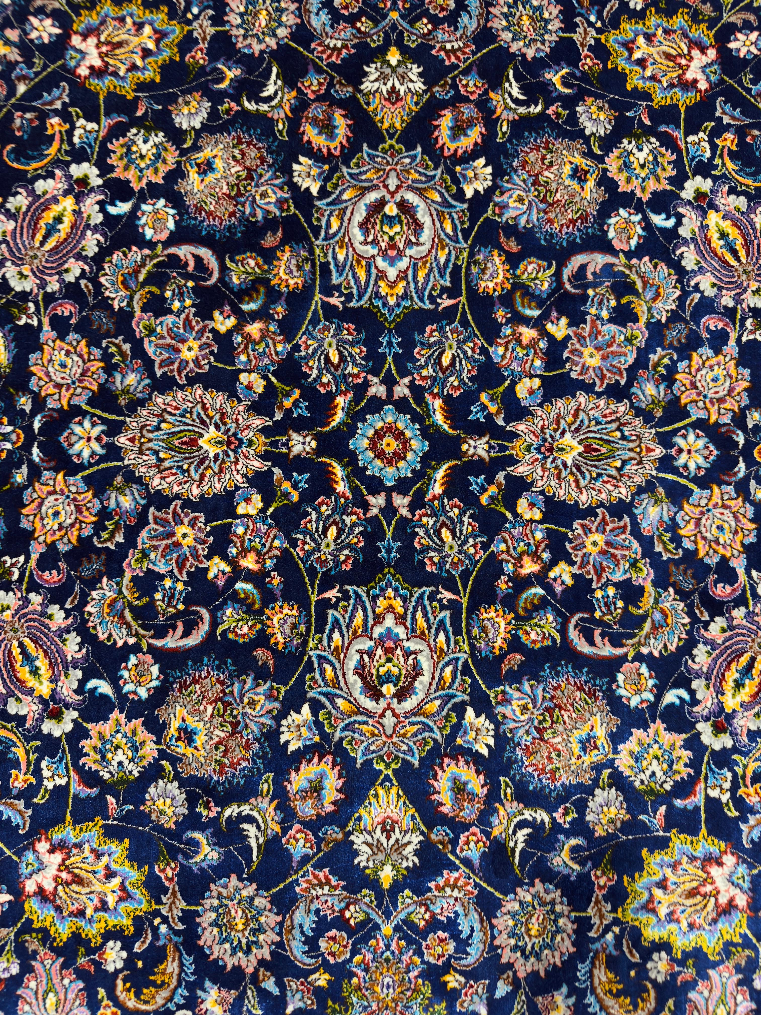 Fine Wool & Silk Persian Rug