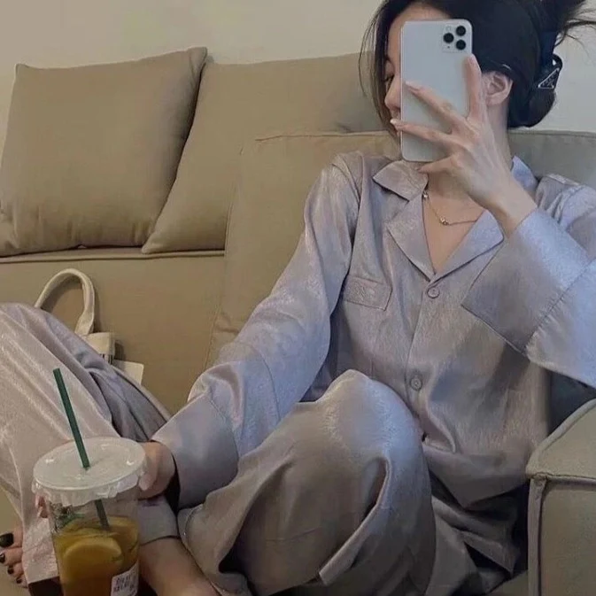 Violet Comfy Ice Silk Women Pajamas Set