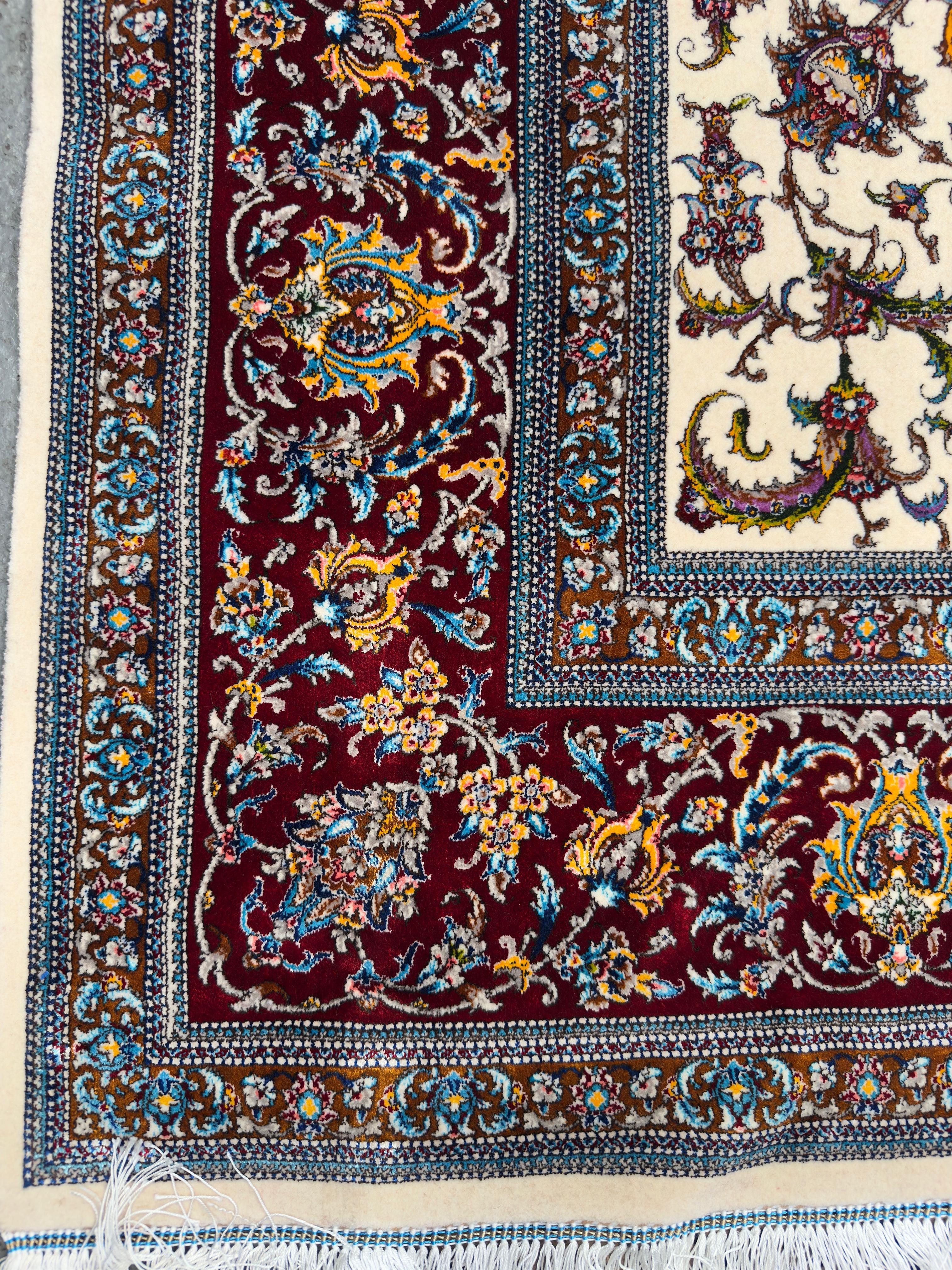 Fine Wool & Silk Persian Rug
