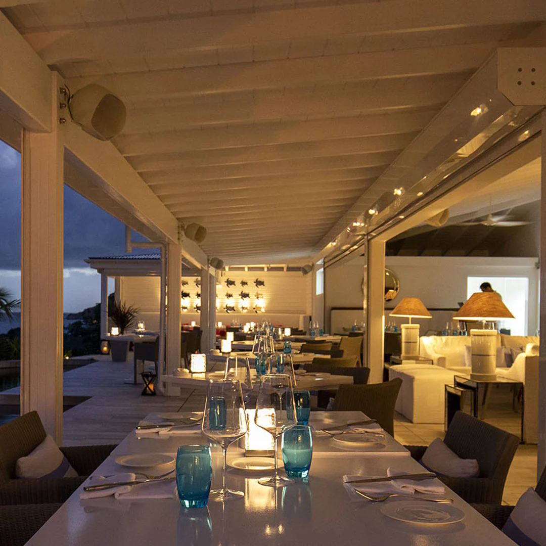 Swirl Rechargeable Cordless Table Lamp, Glass