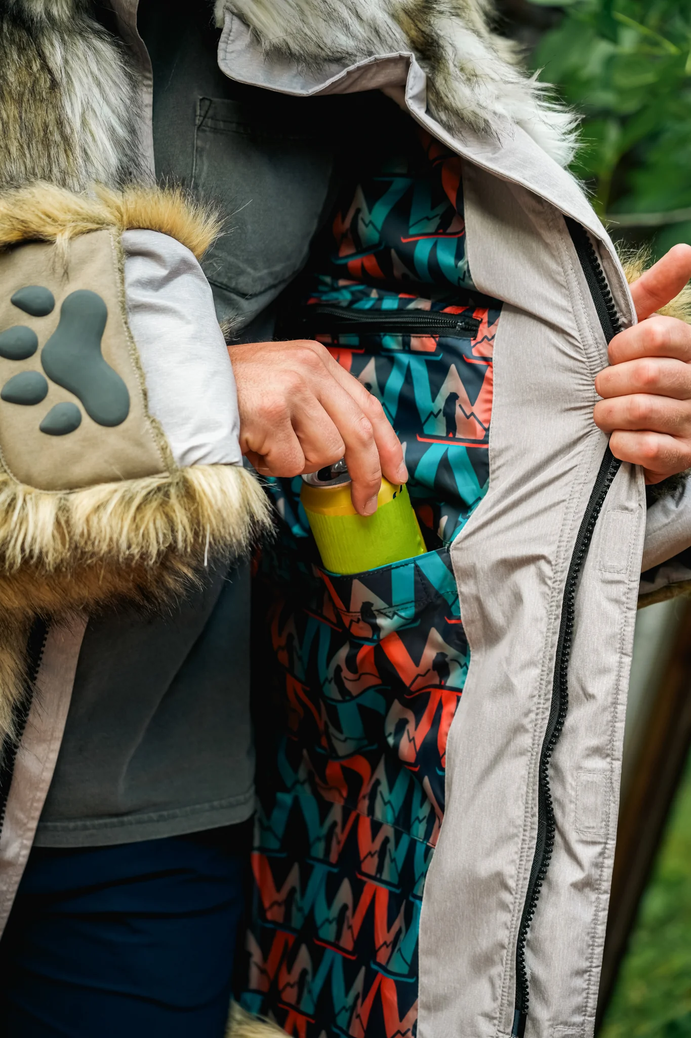 THE WILD WOLF COAT, v5